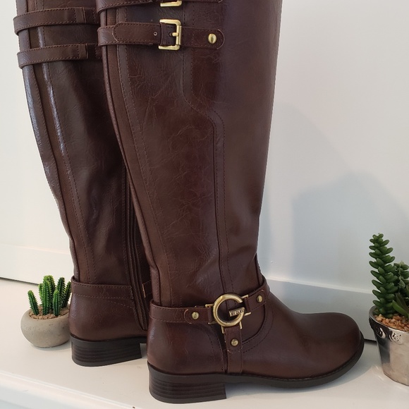 Guess Shoes - Guess Boots - Women's - Regular Calf Heeled - Brown - Size 6.5